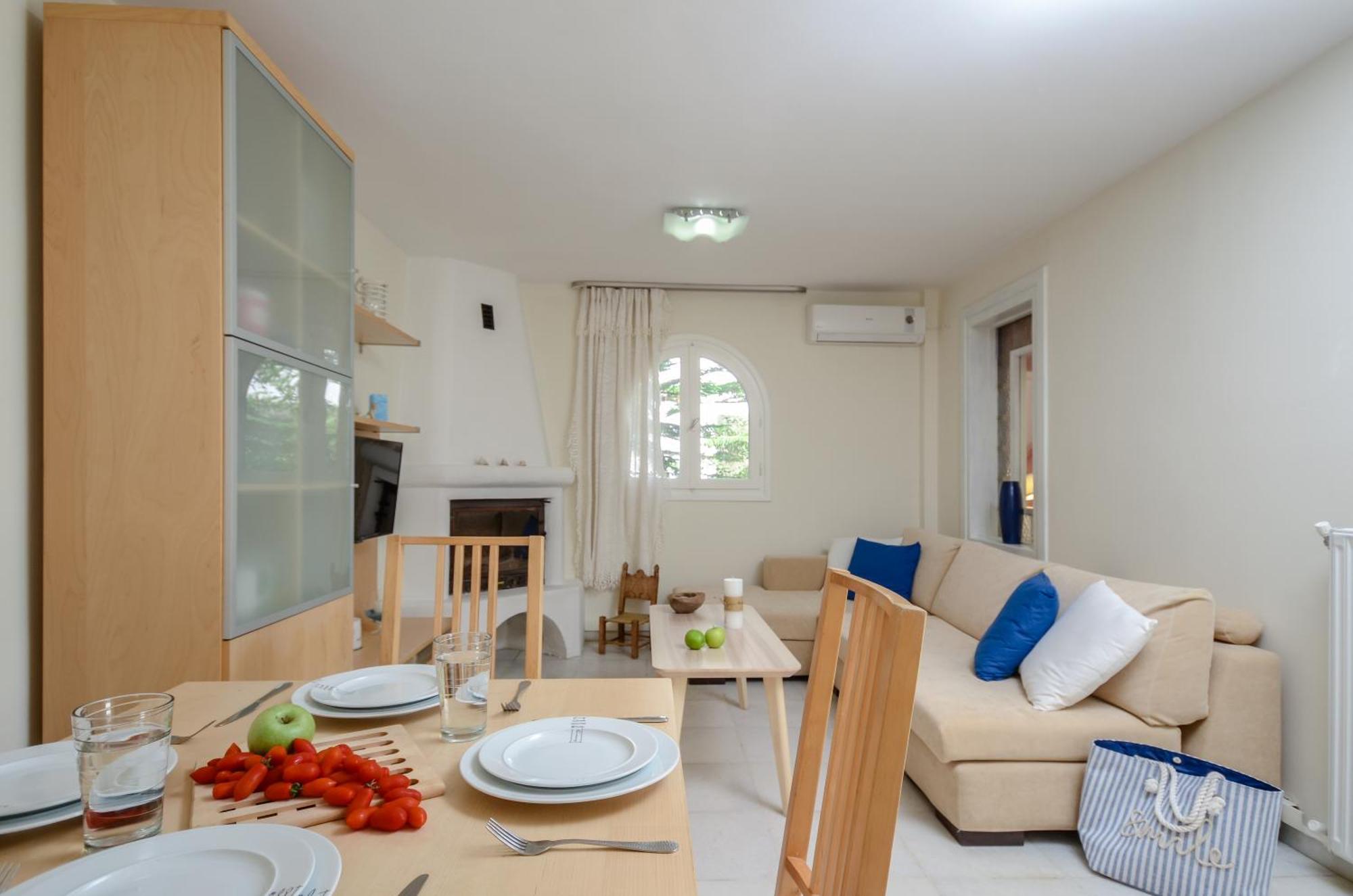 Katerinas Villa Agia Anna  Luaran gambar